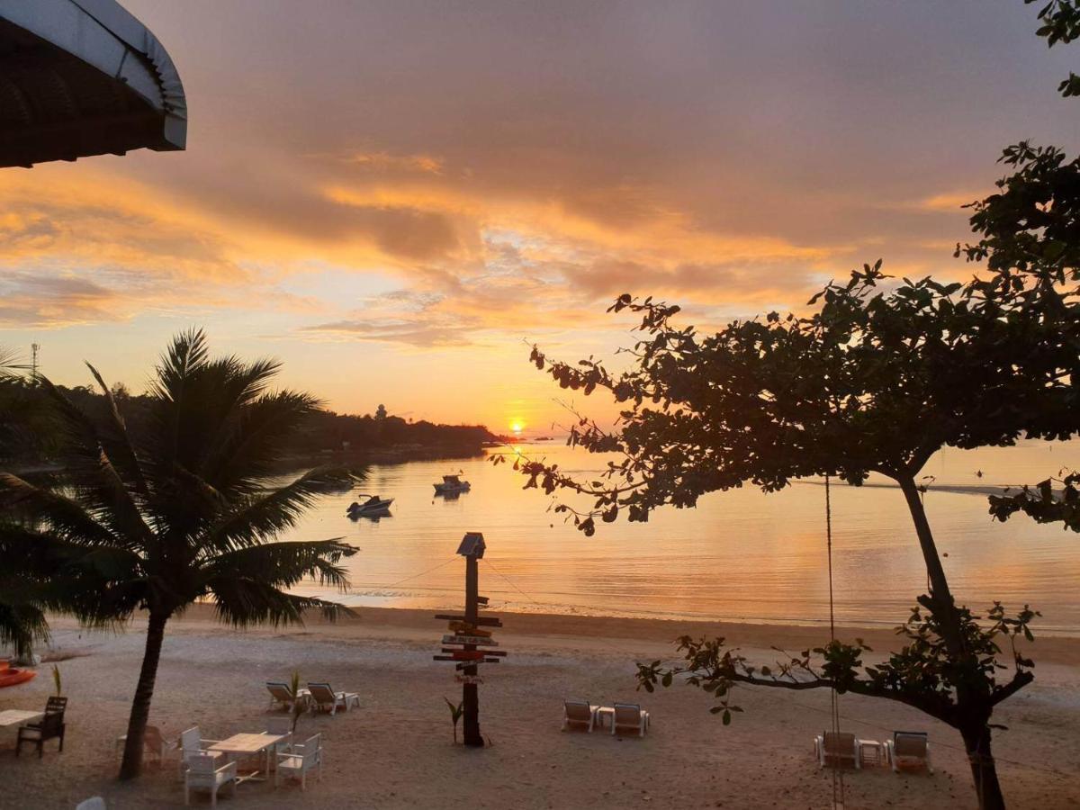 Baan Ampai Beach Hotel Hua Thanon  Екстериор снимка