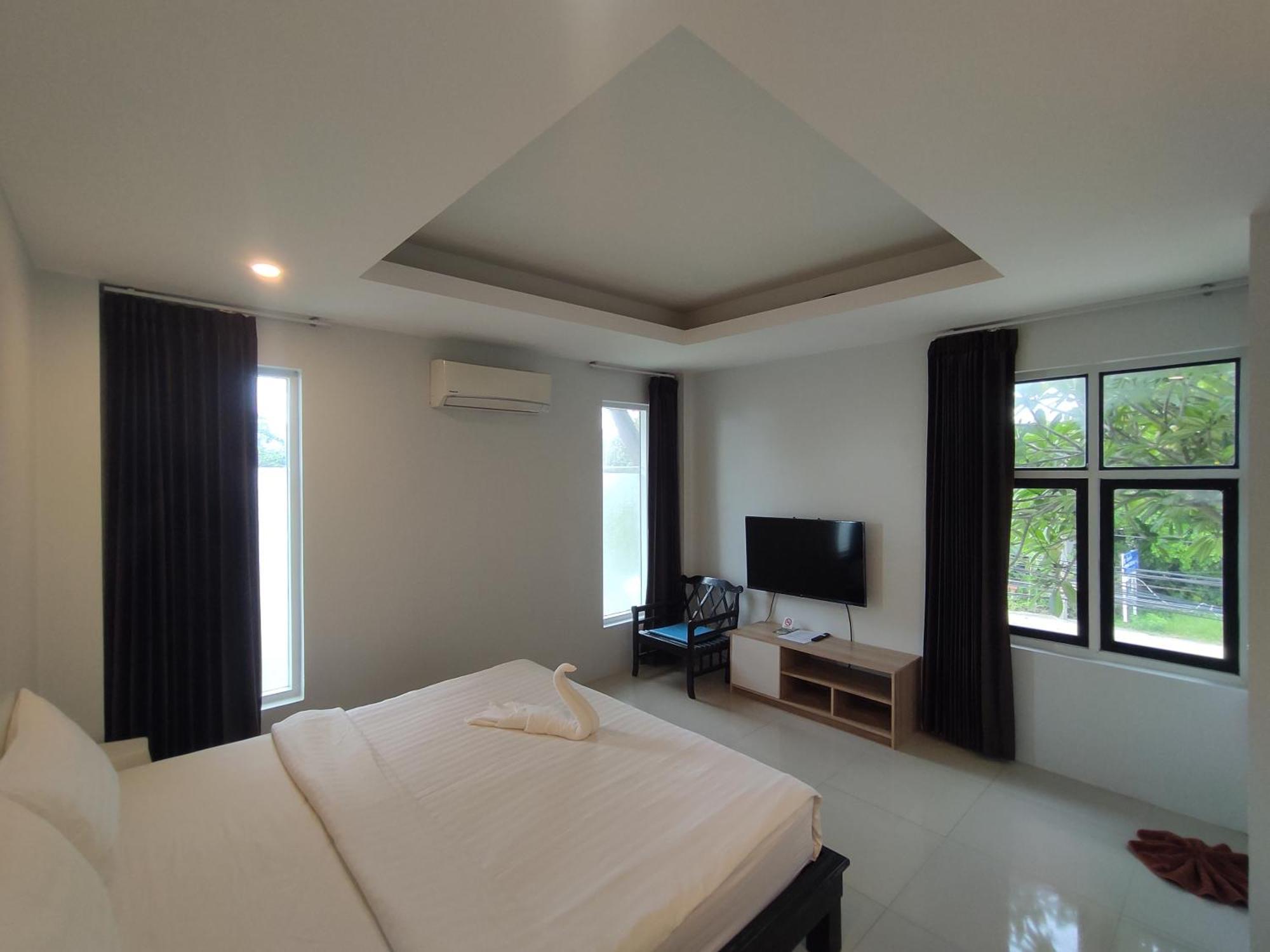 Baan Ampai Beach Hotel Hua Thanon  Екстериор снимка